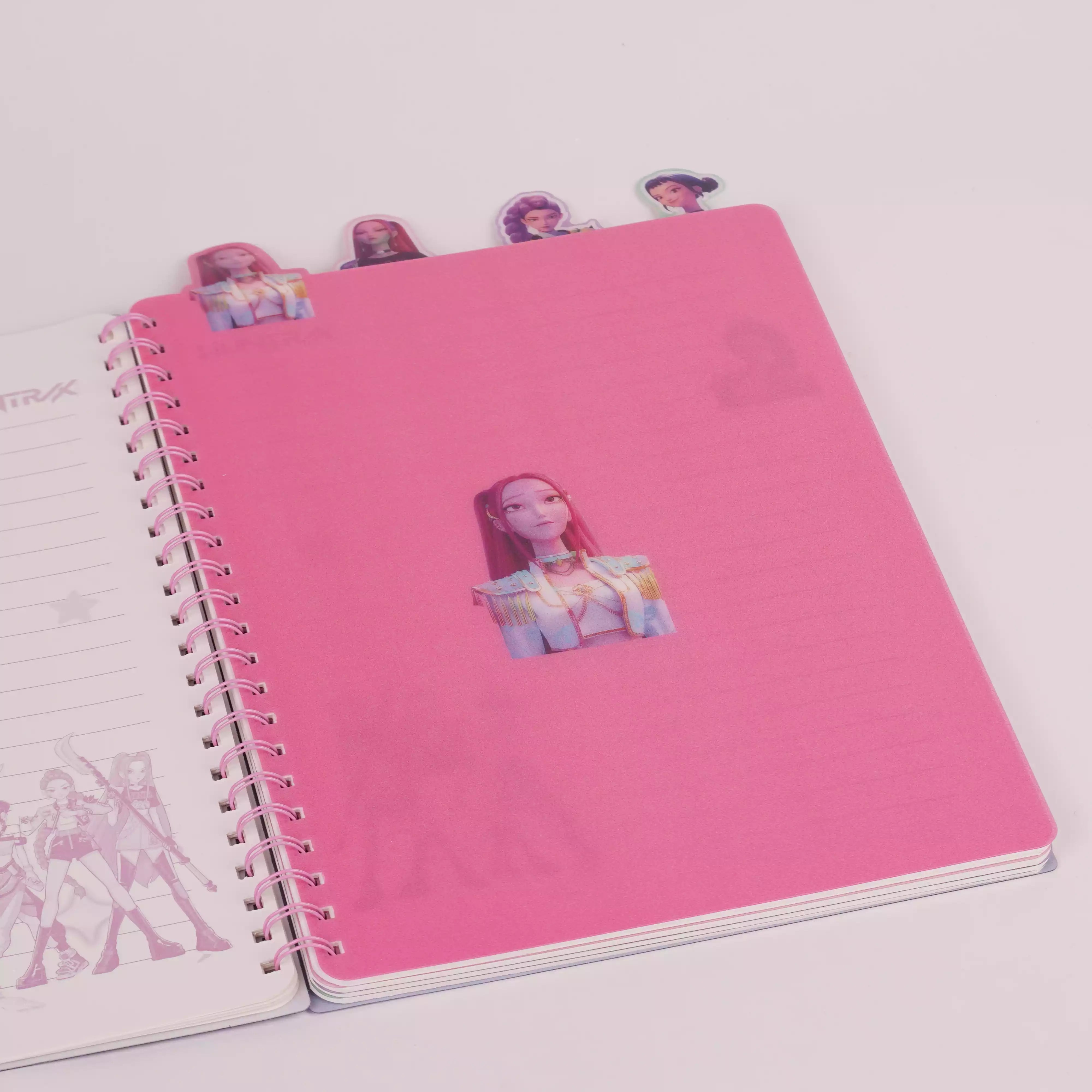 Cahier A4 – K-Pop & Hunter X – Spiral Intercalaire Hugeunivers pour Enfants et Ados