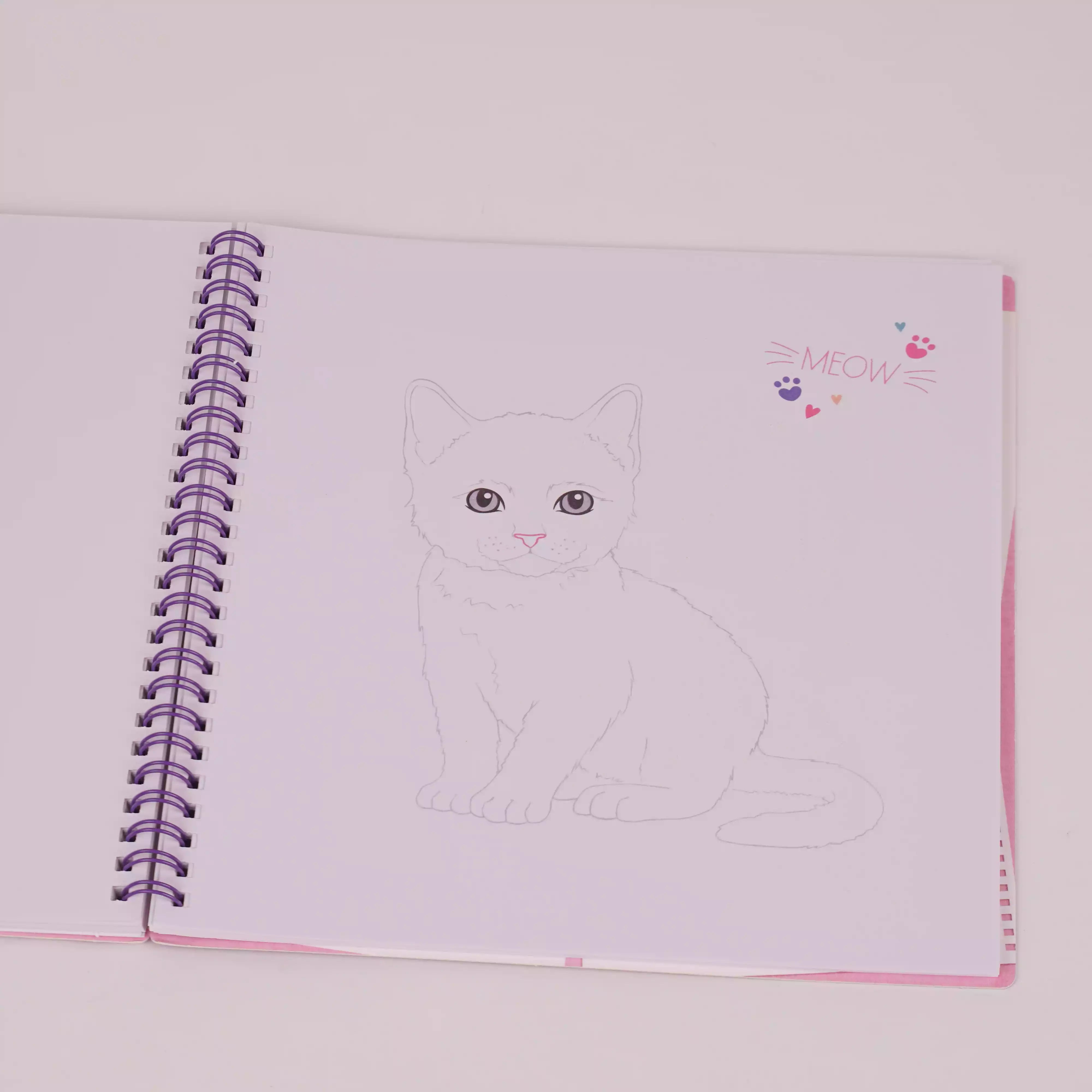 Colouring Book Top Model – Livre de Coloriage Créatif