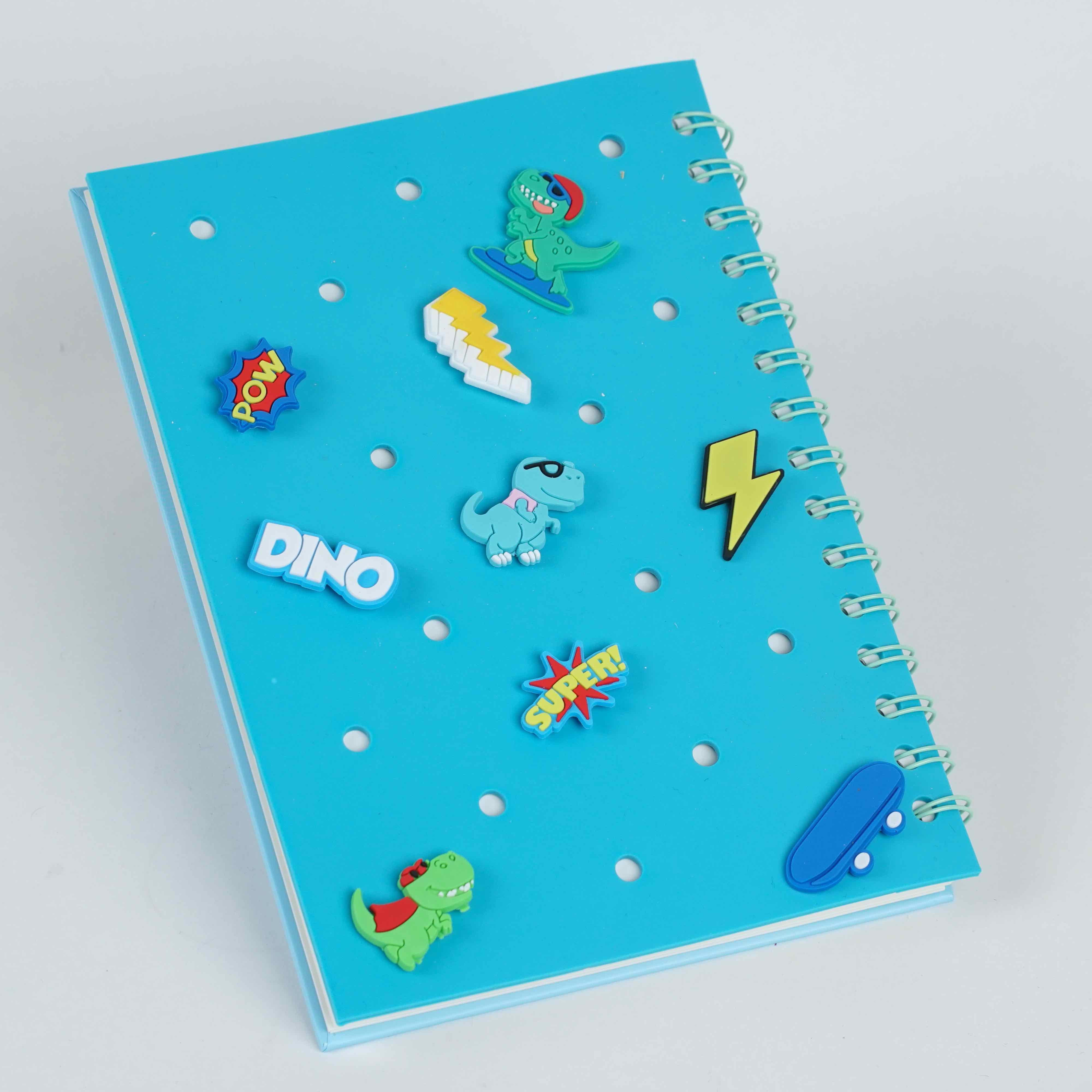 Notebook Dino & Sirène Personnalisable – Décore avec Tes Pins Préférés
