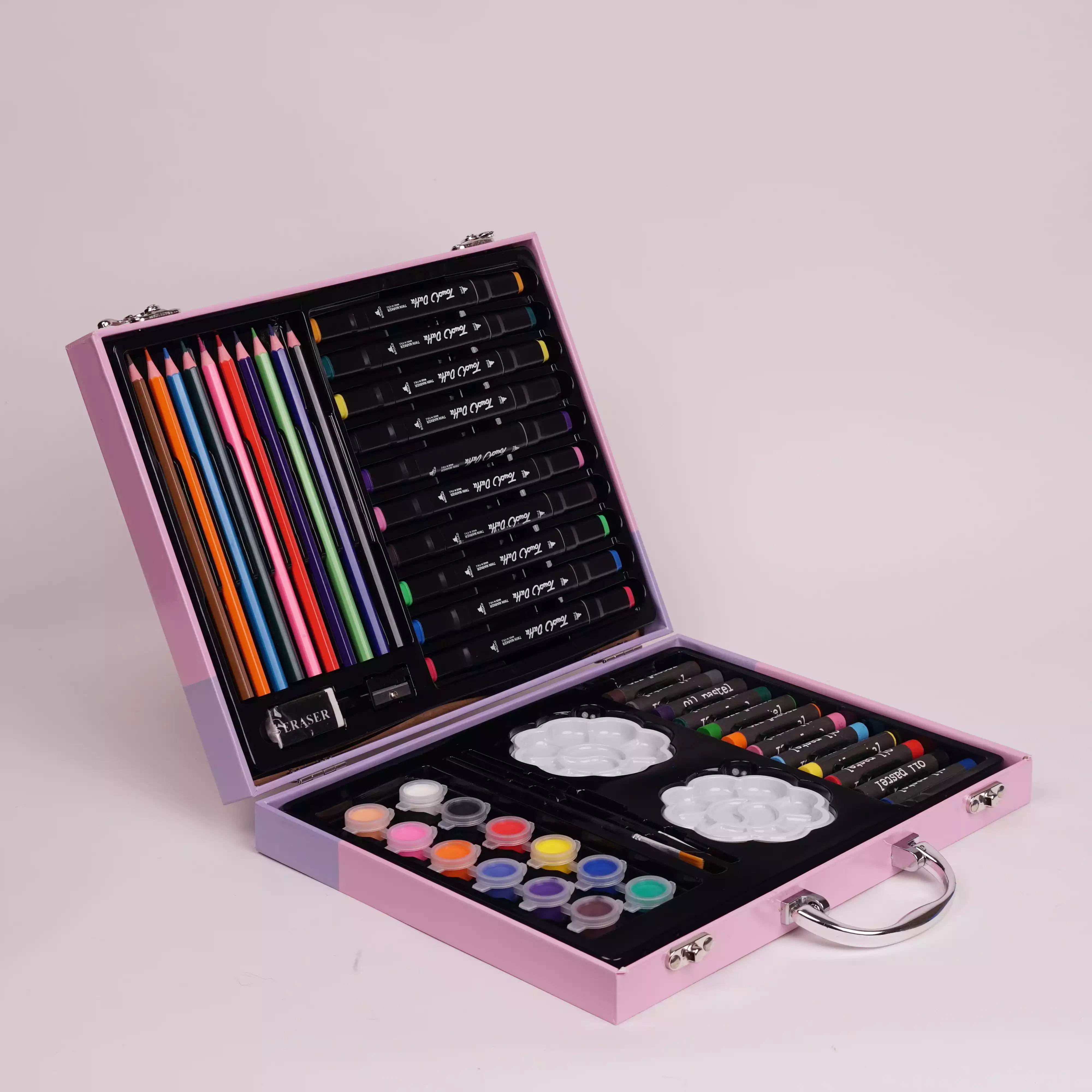 Kit Coloriage PM One Piece & Kuromi – Coffret Créatif 53 Pièces    HU01617