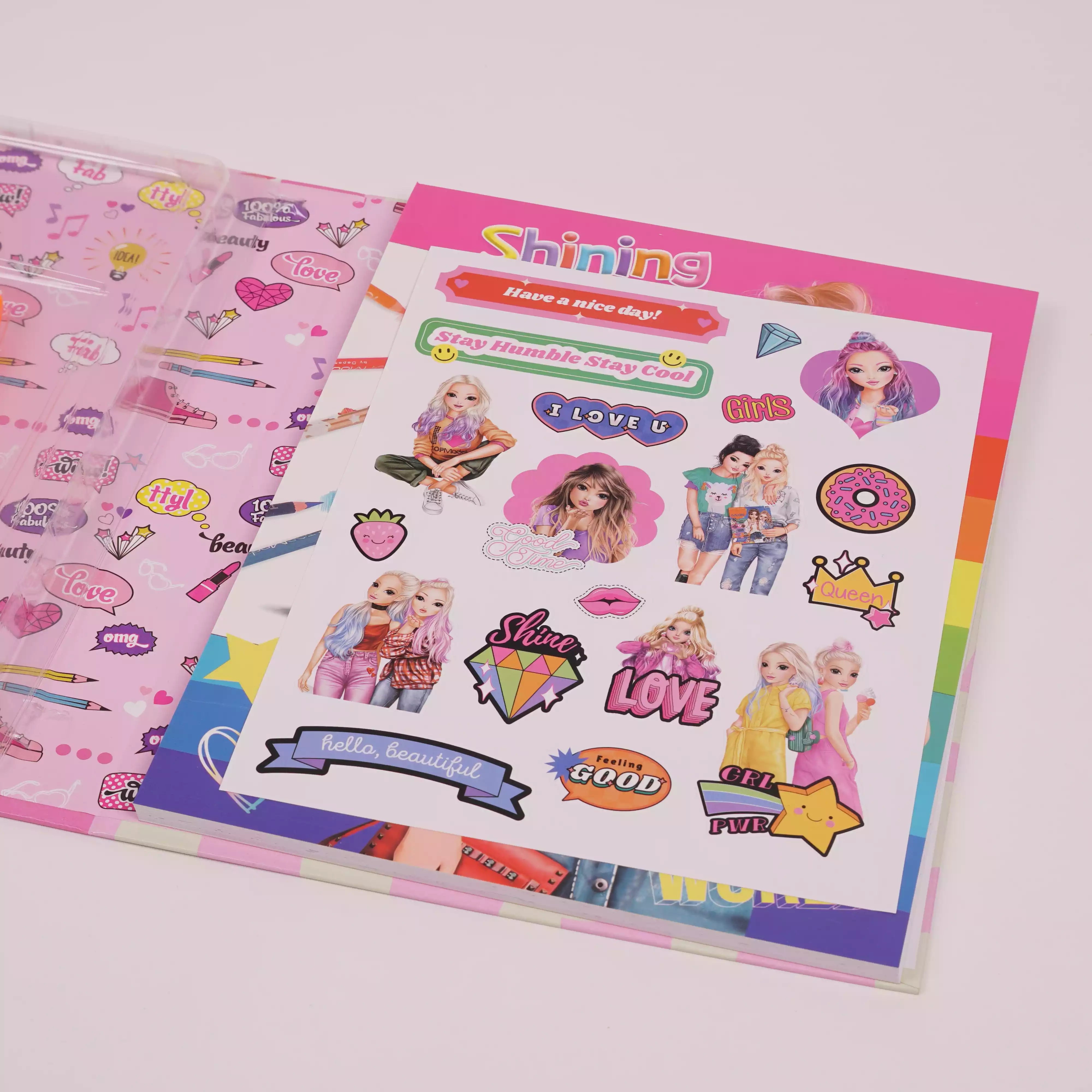 Colouring Book avec Feutres – Kit Créatif Complet pour Enfants