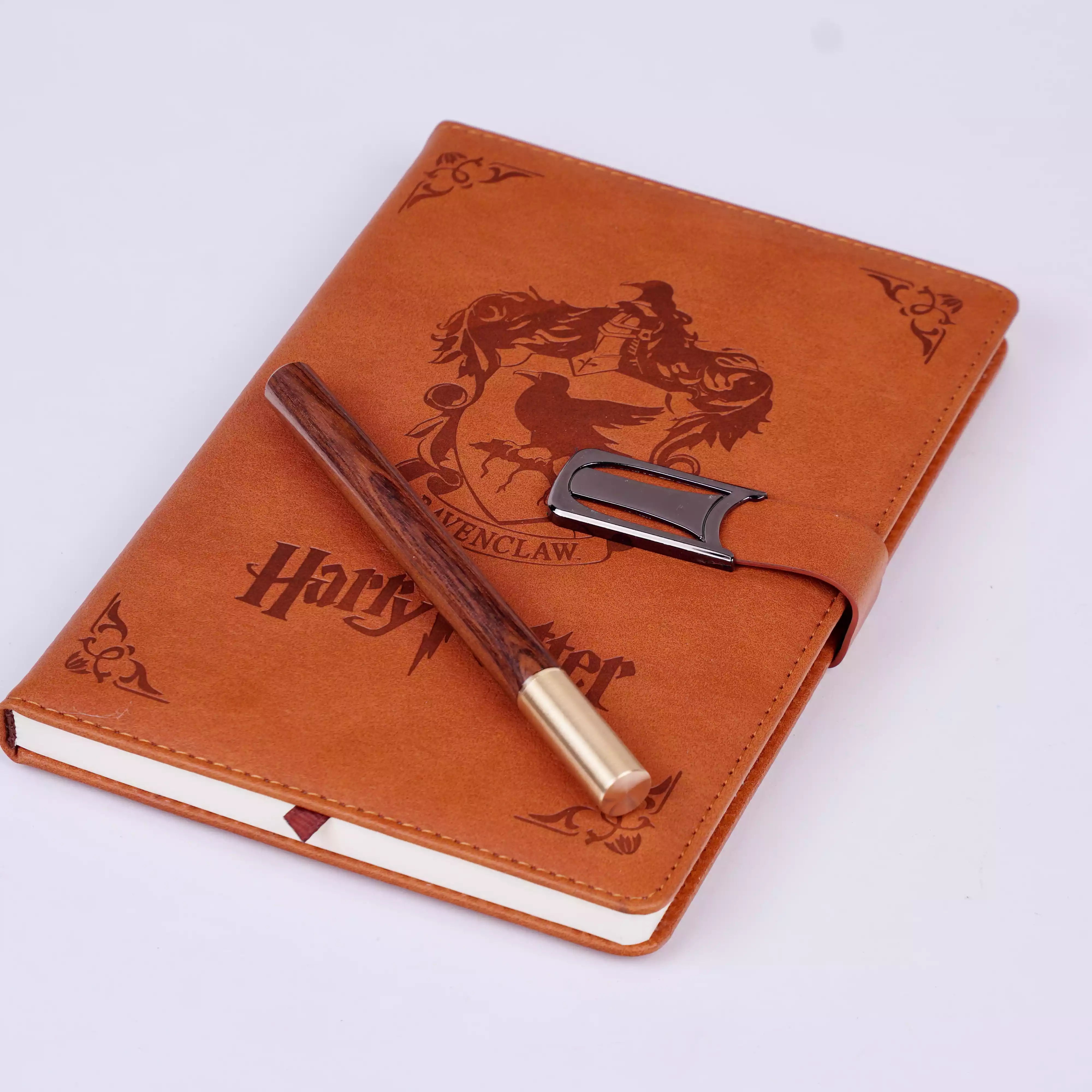 Notebook Harry Potter + Stylo – Coffret Magique   HU13101