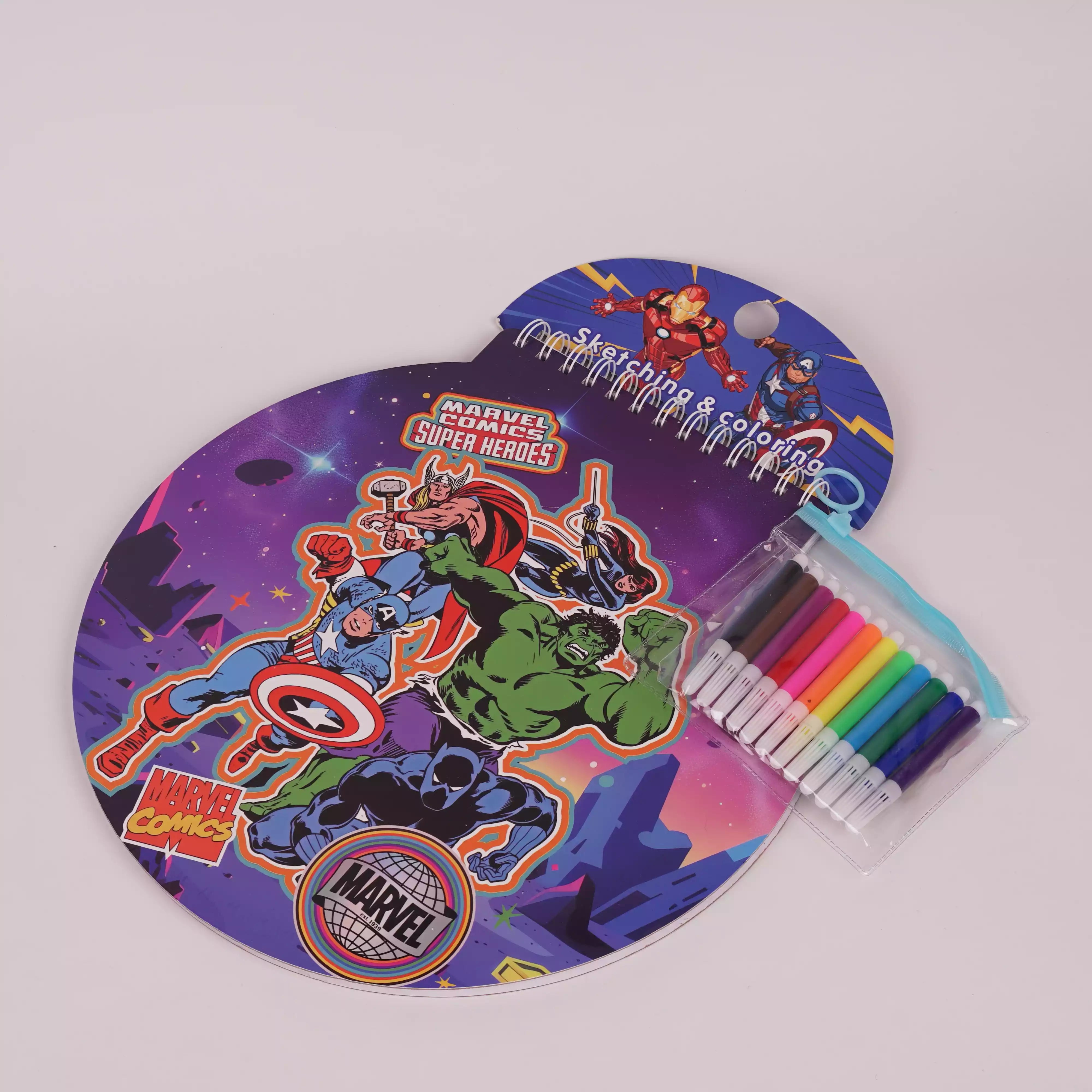 Livre de Coloriage Spider-Man & Avengers – Feutres + Stickers Inclus    HU13037