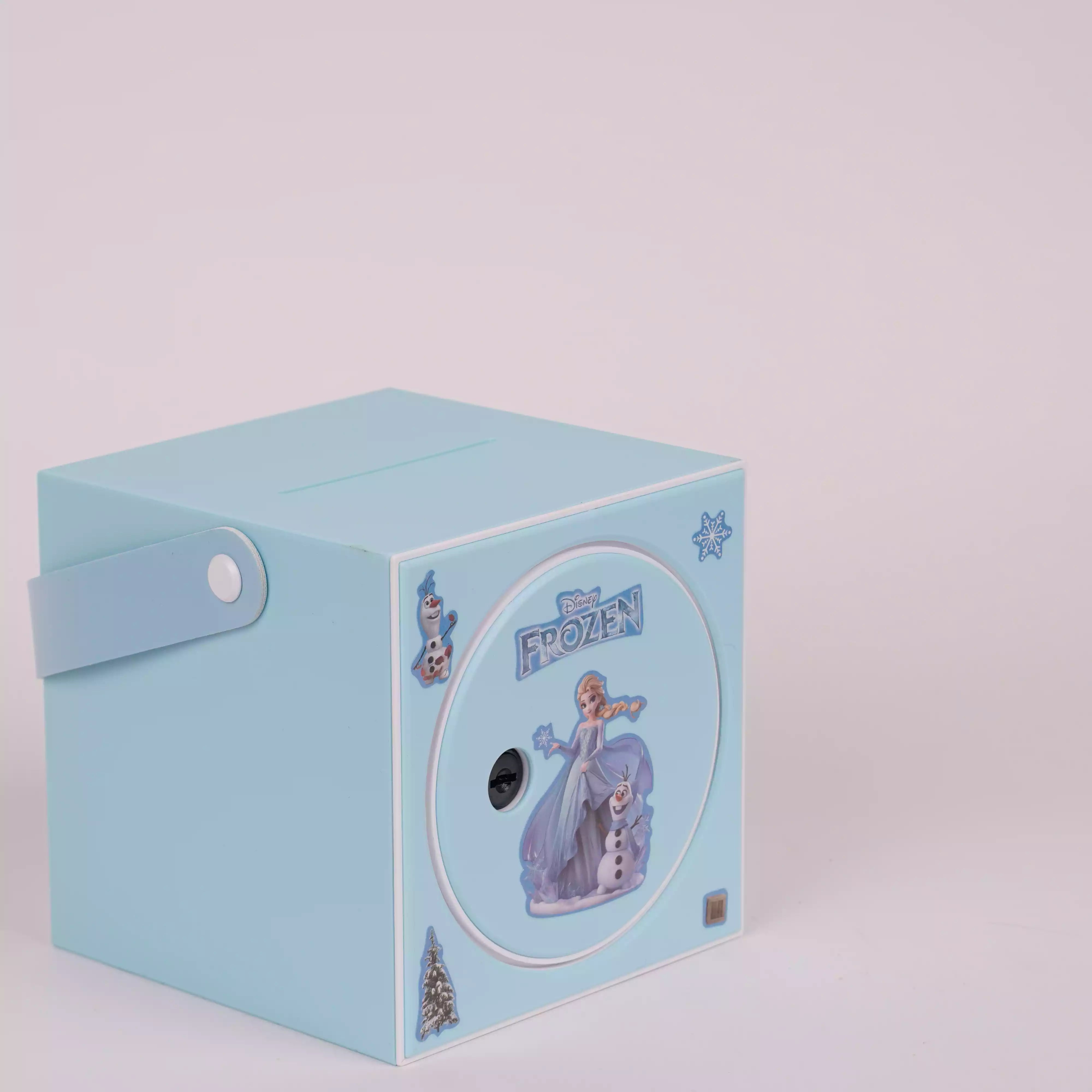 Tirelire Fantaisie à Clé – Kuromi, Reine des Neiges & Pikachu  HU02 056