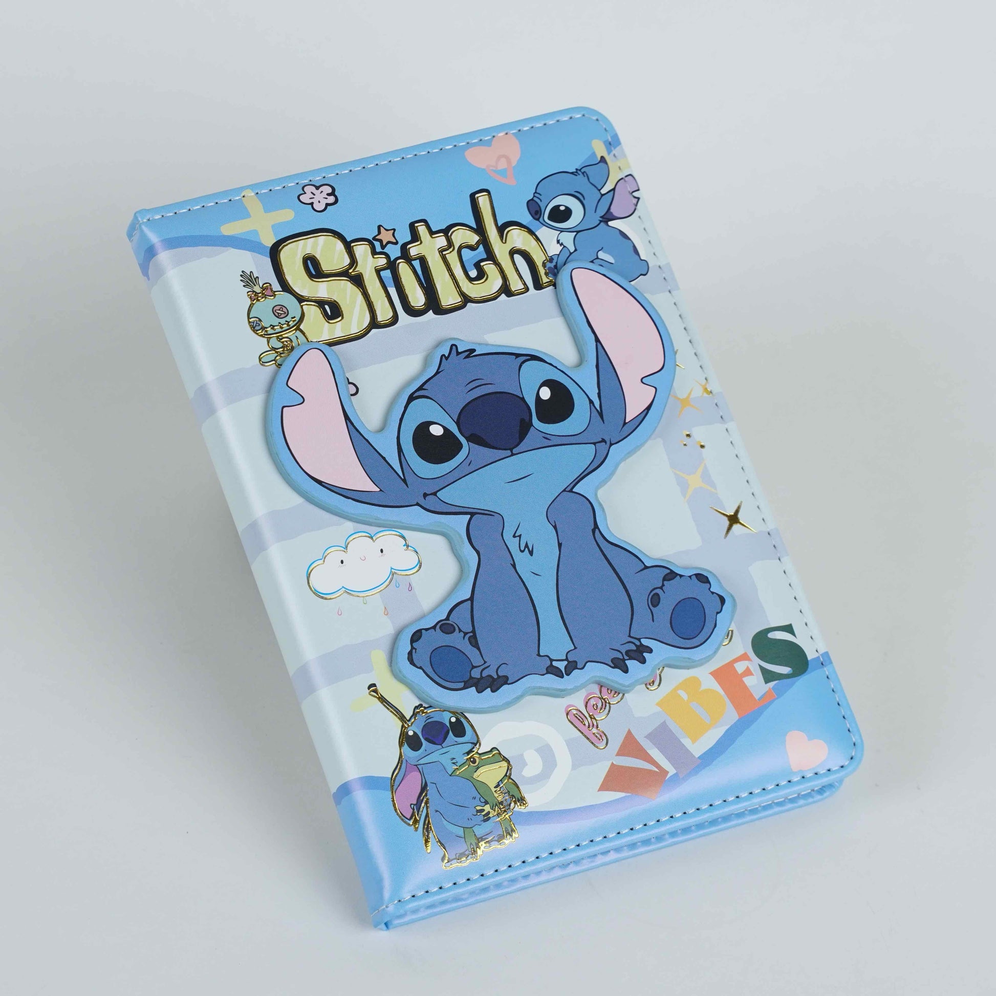 Notebook enfant Stitch – Carnet scolaire illustré HugeKoom